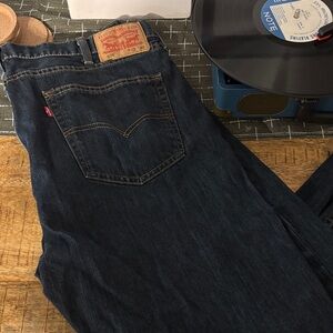 listing-status-banner